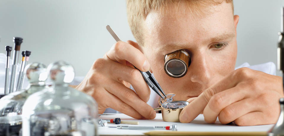 美度手表跑快（美度手表上油）